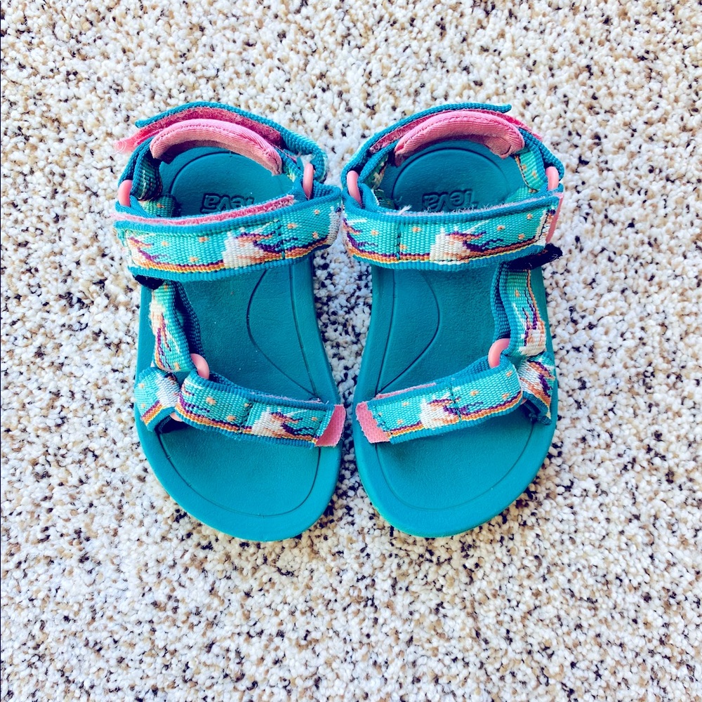Teva’s Toddler Size 5 - Used in Good Condition